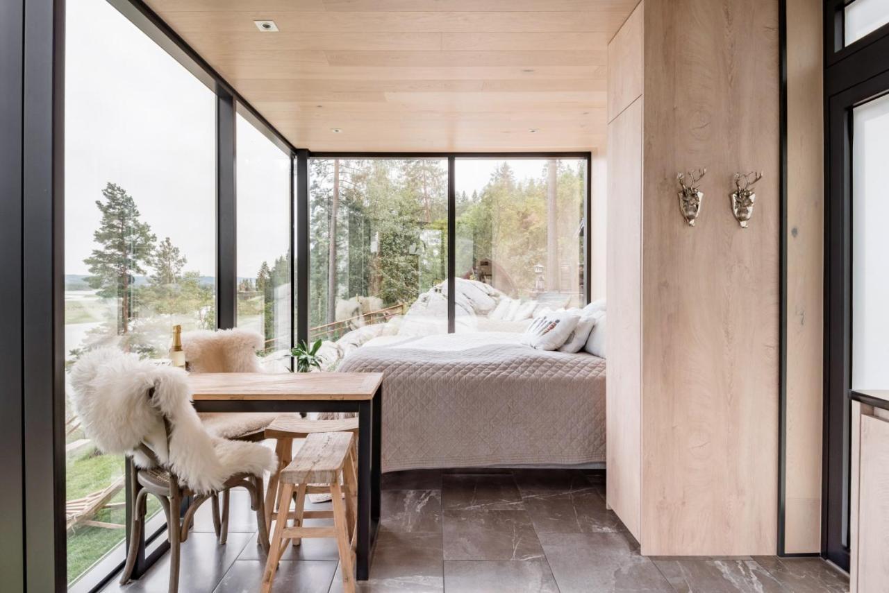 The Wonderinn Mirrored Glass Cabin - Wonderinn Delta Hektner Екстер'єр фото
